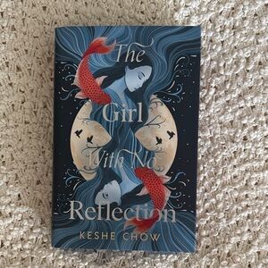 Fairyloot - The Girl With No Reflection by Keshe Chow